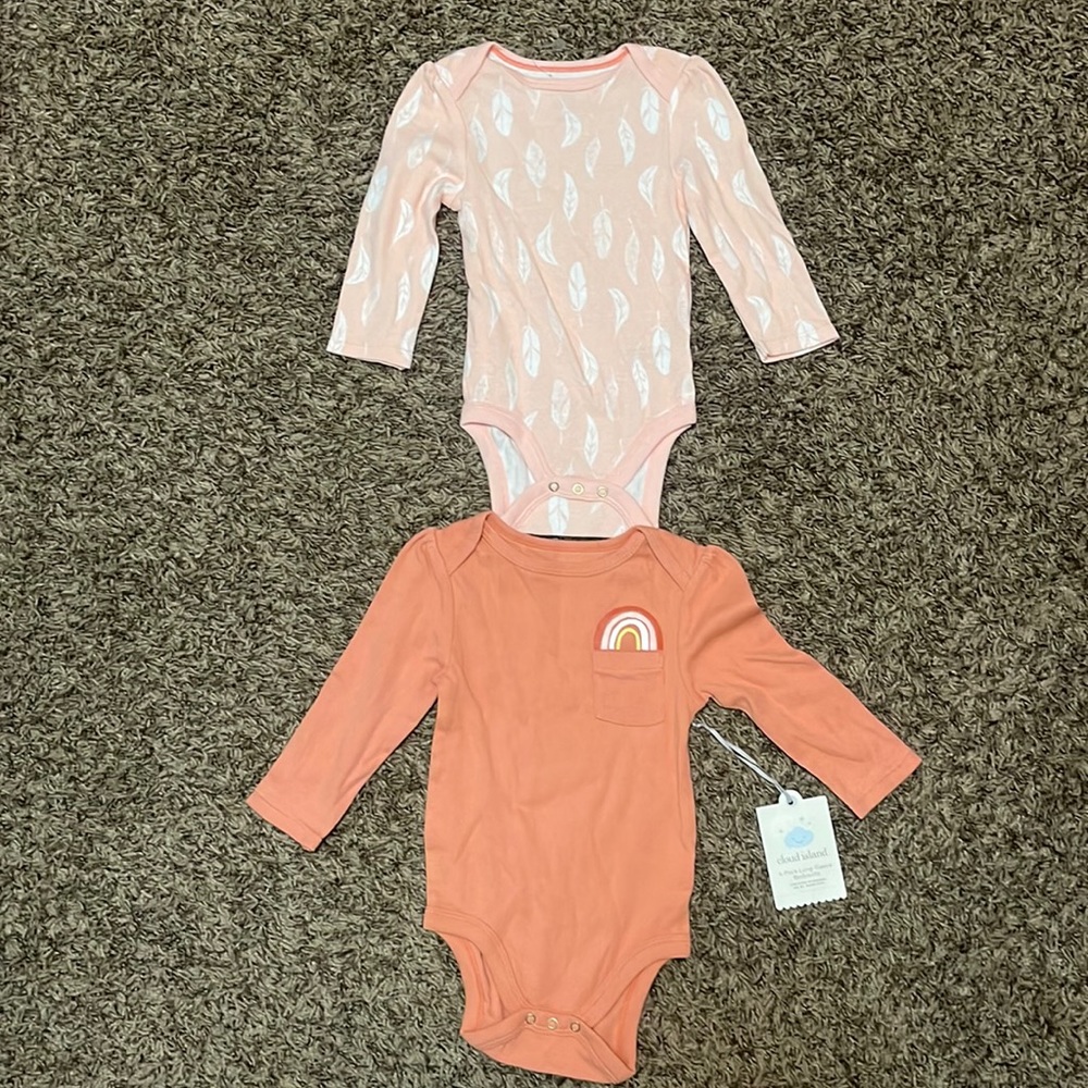 (29) Cloud Island Long sleeve Bodysuits